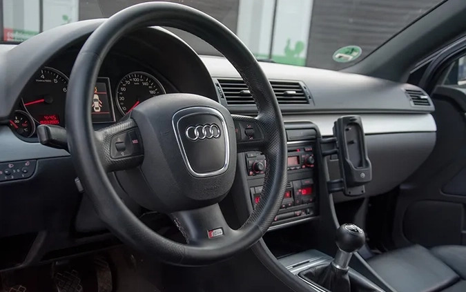 Audi A4 cena 22999 przebieg: 246000, rok produkcji 2006 z Elbląg małe 631